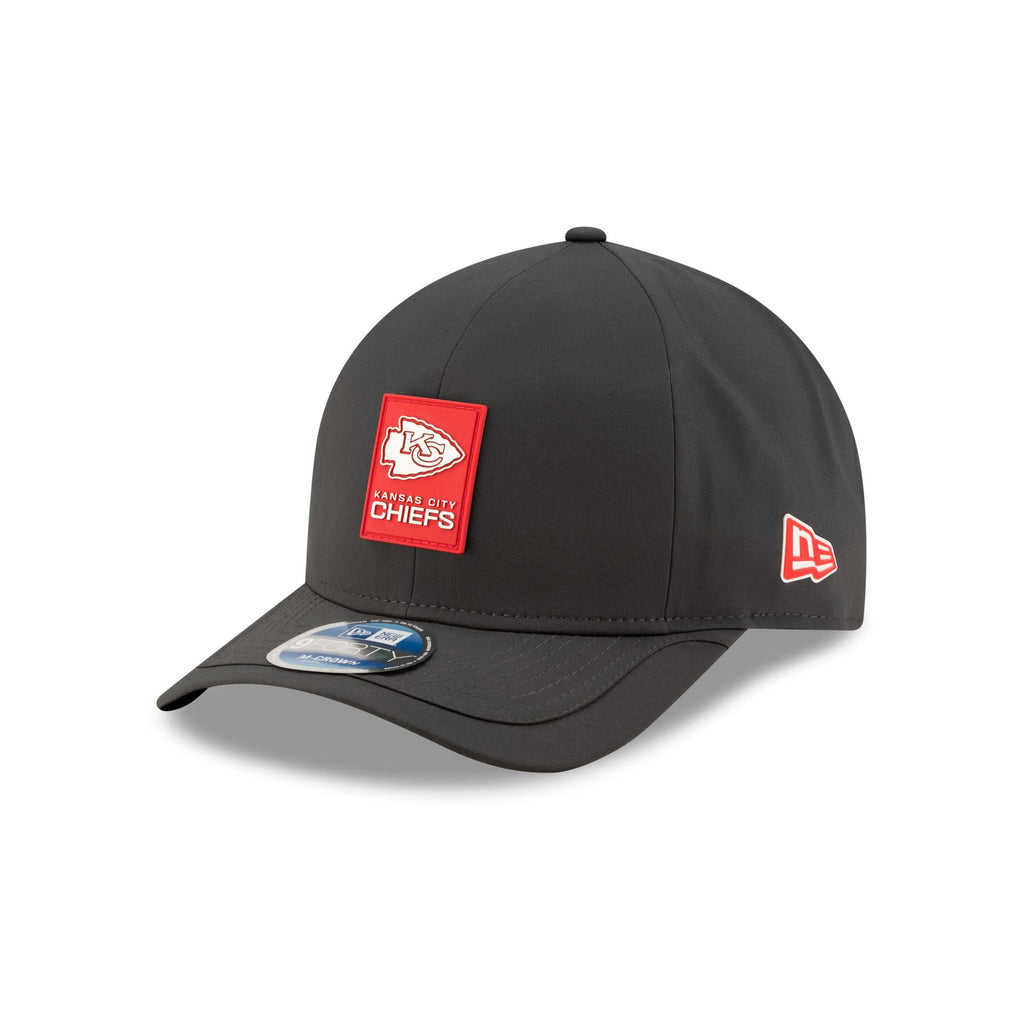 Kansas City Chiefs 2025 Sideline Cold Weather Steel Clouds 9FORTY M-Crown Snapback Hat