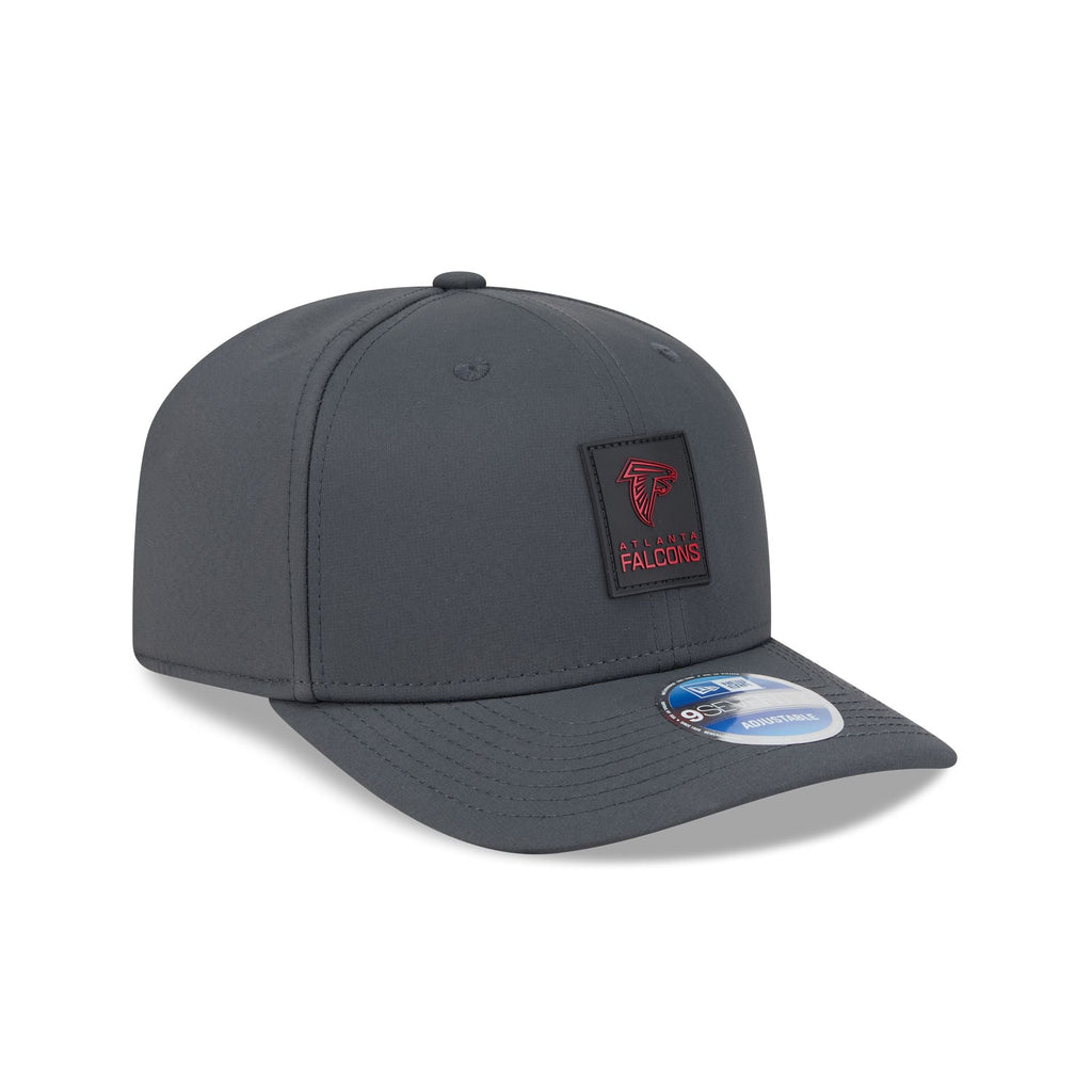 Atlanta Falcons 2025 Sideline Cold Weather Steel Clouds 9SEVENTY Stretch-Snap Hat