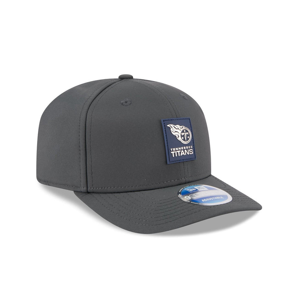 Tennessee Titans 2025 Sideline Cold Weather Steel Clouds 9SEVENTY Stretch-Snap Hat