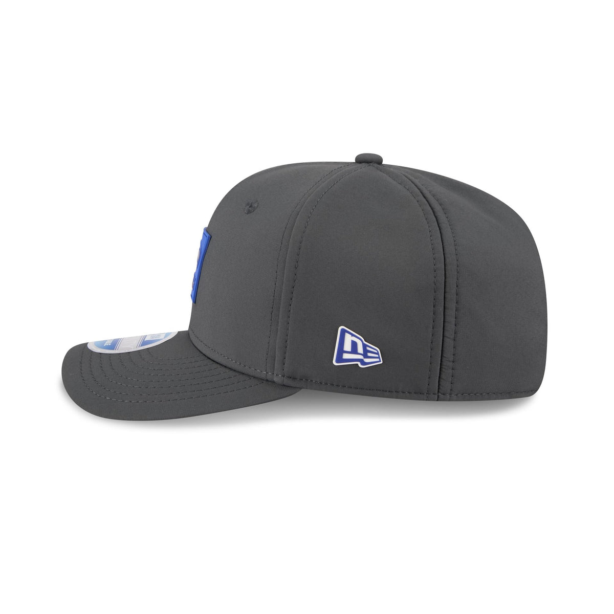 Tennessee Titans 2025 Sideline Cold Weather Steel Clouds 9SEVENTY Stretch-Snap Hat