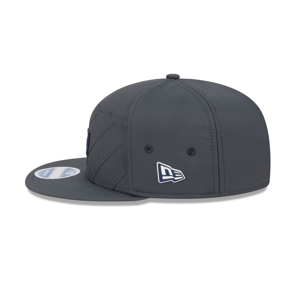 Tennessee Titans 2025 Sideline Cold Weather Steel Clouds Split Panel 9FIFTY Snapback Hat