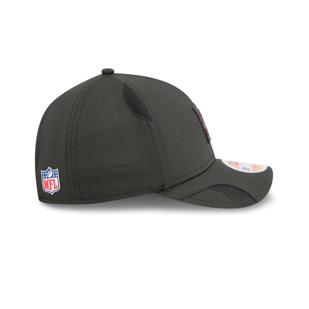 Atlanta Falcons 2025 Sideline Hot Weather 9FORTY M-Crown Snapback Hat