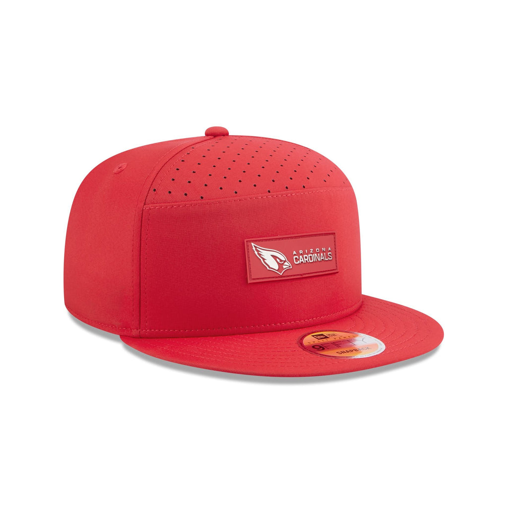 Arizona Cardinals 2025 Sideline Hot Weather Split Panel 9FIFTY Snapback Hat