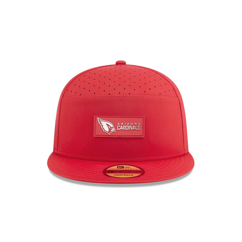 Arizona Cardinals 2025 Sideline Hot Weather Split Panel 9FIFTY Snapback Hat