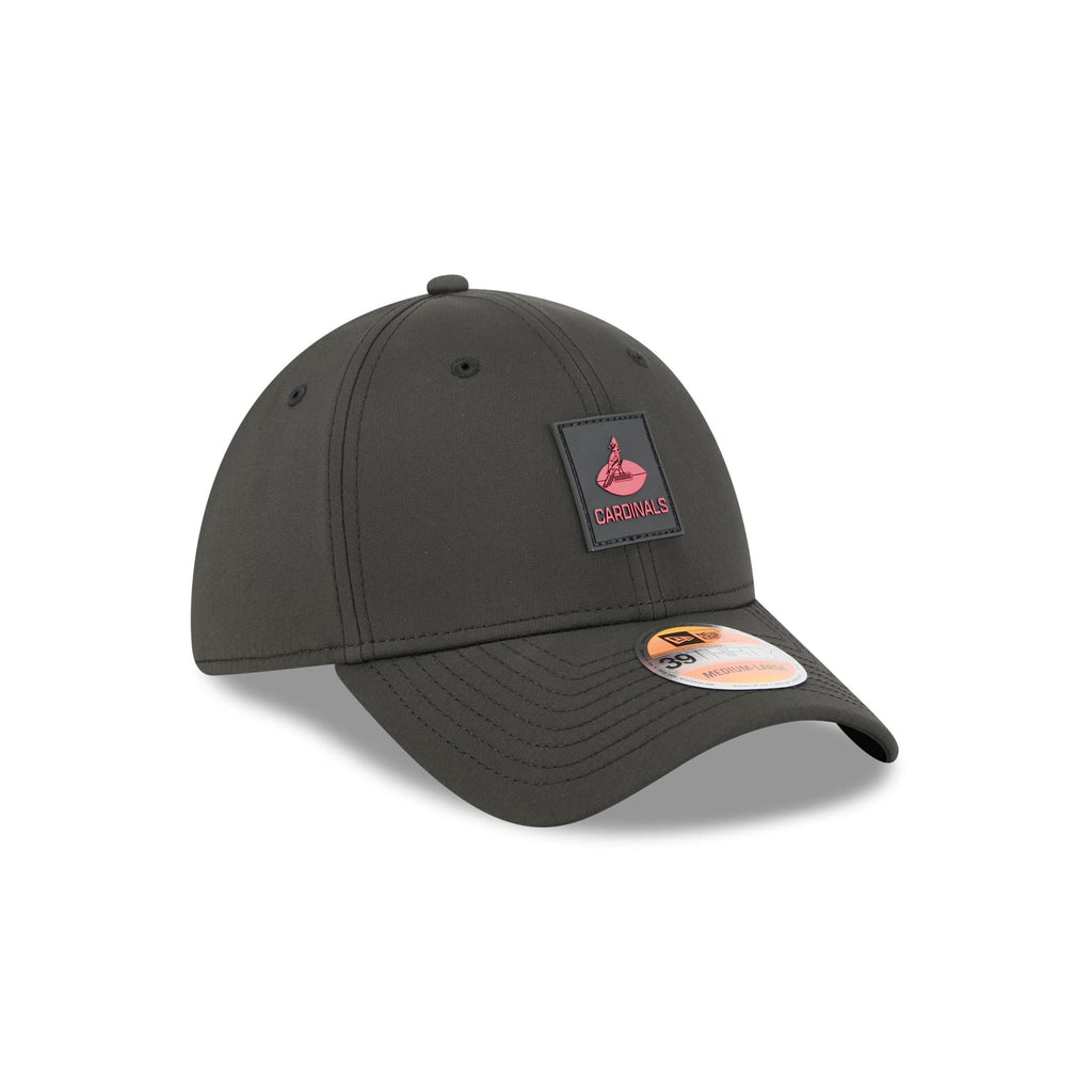 Arizona Cardinals 2025 Sideline Hot Weather Historic 39THIRTY Stretch Fit Hat