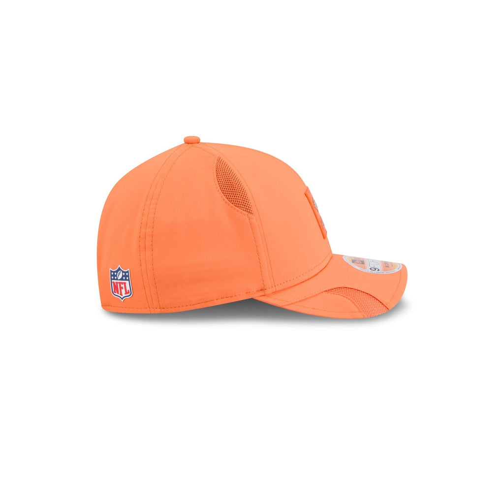 Denver Broncos 2025 Sideline Hot Weather Kids 9FORTY M-Crown Snapback Hat