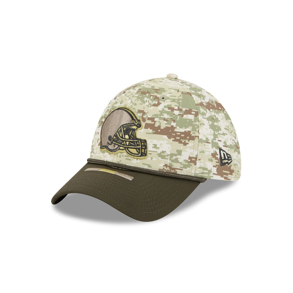 Cleveland Browns 2025 Salute to Service Digi Camo 39THIRTY Stretch Fit Hat