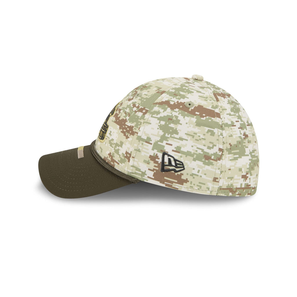 Cleveland Browns 2025 Salute to Service Digi Camo 39THIRTY Stretch Fit Hat