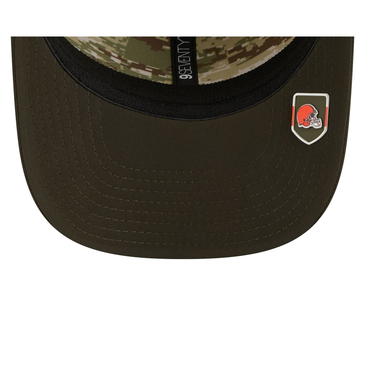 Cleveland Browns 2025 Salute to Service 9SEVENTY Trucker Hat