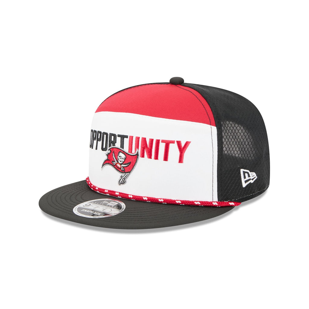 Tampa Bay Buccaneers 2025 Inspire Change Split Panel 9FIFTY Snapback Hat