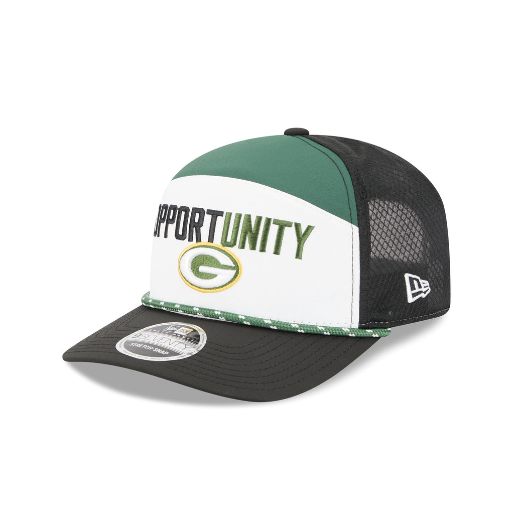 Green Bay Packers 2025 Inspire Change Split Panel 9SEVENTY Trucker Hat