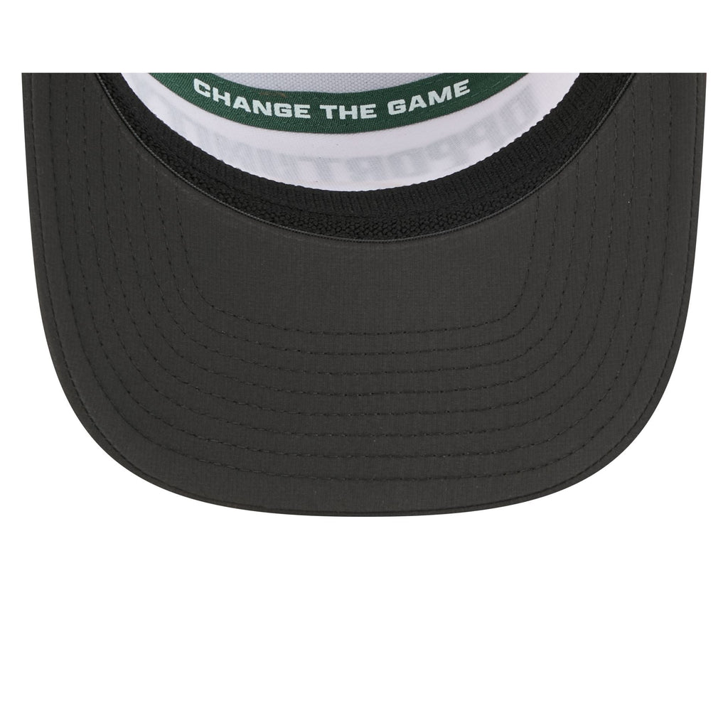 Green Bay Packers 2025 Inspire Change Split Panel 9SEVENTY Trucker Hat