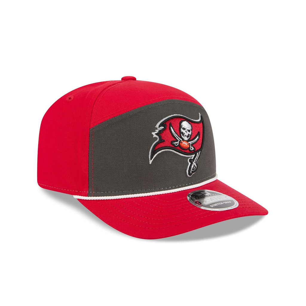 Tampa Bay Buccaneers Split Panel 9SEVENTY Stretch-Snap Hat