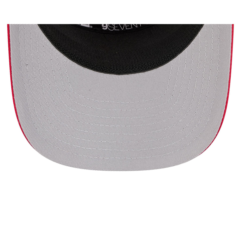 Tampa Bay Buccaneers Split Panel 9SEVENTY Stretch-Snap Hat