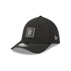 Pittsburgh Steelers 2026 Training Black 39THIRTY M-Crown Stretch-Fit Hat
