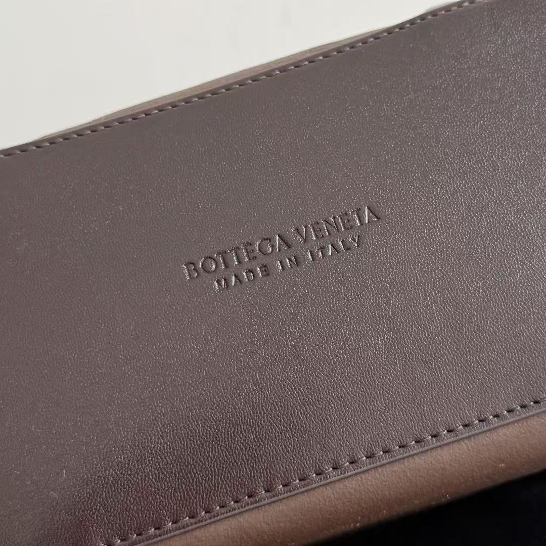 BV Andiamo Small  Brown White Fur Leather