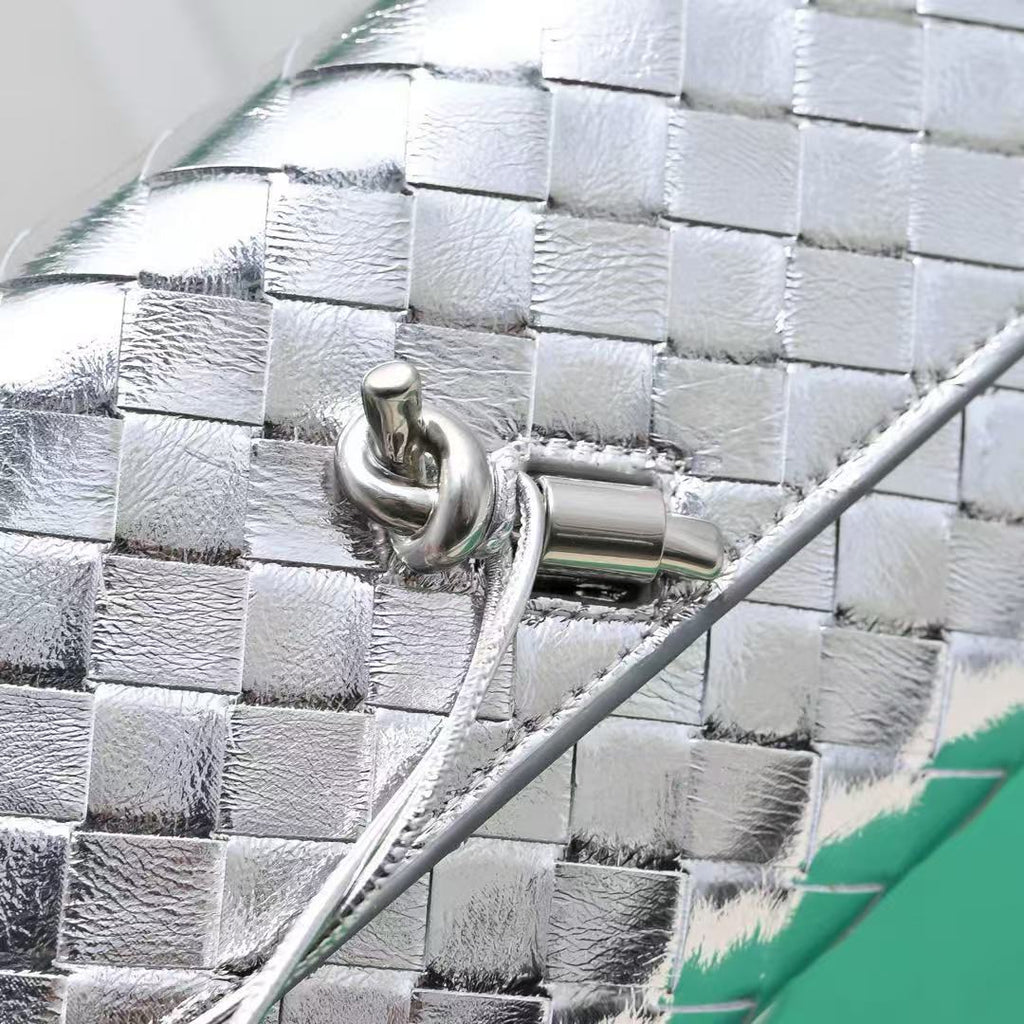 BV Long Clutch Andiamo With Handle 31cm Sliver Metalic Calfskin