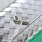 BV Long Clutch Andiamo With Handle 31cm Sliver Metalic Calfskin