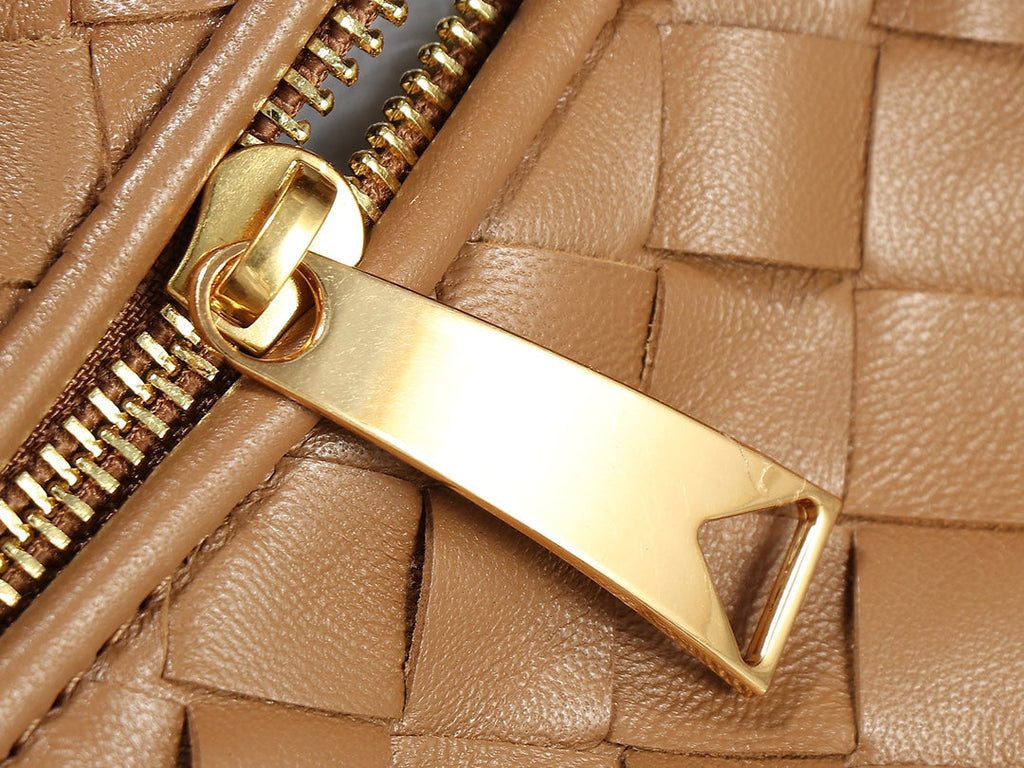 bv teen jodie 36cm brown lambskin