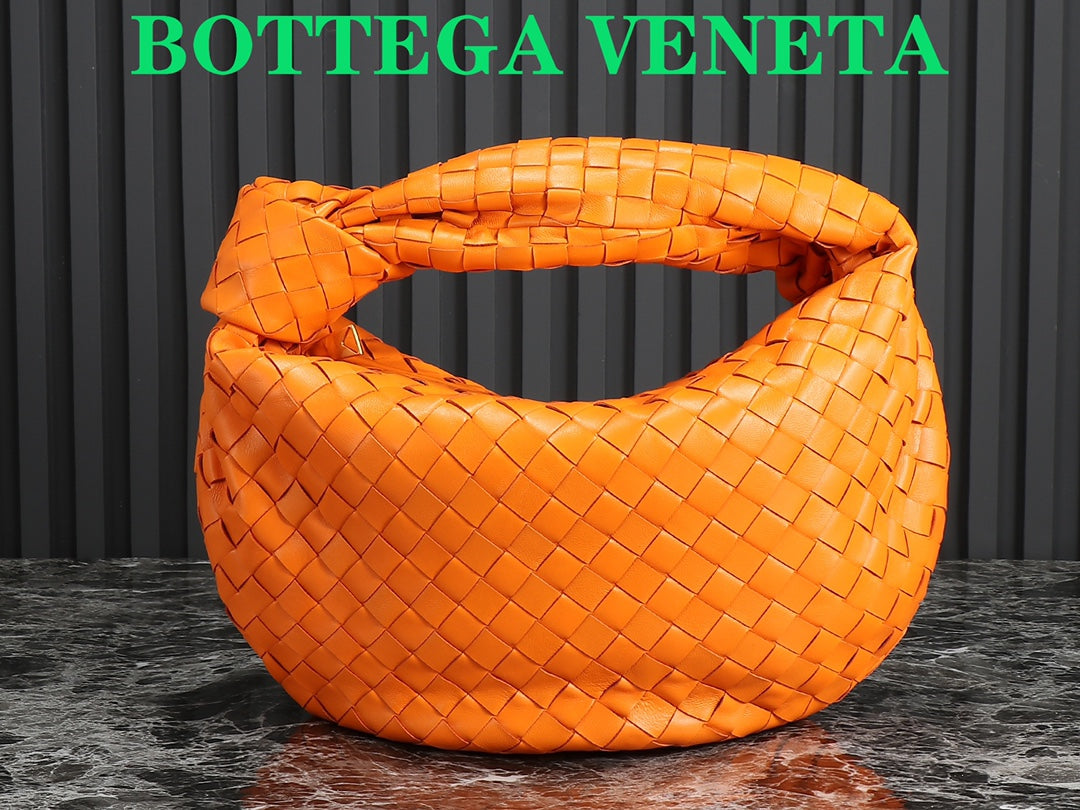 bv teen jodie 36cm orange lambskin