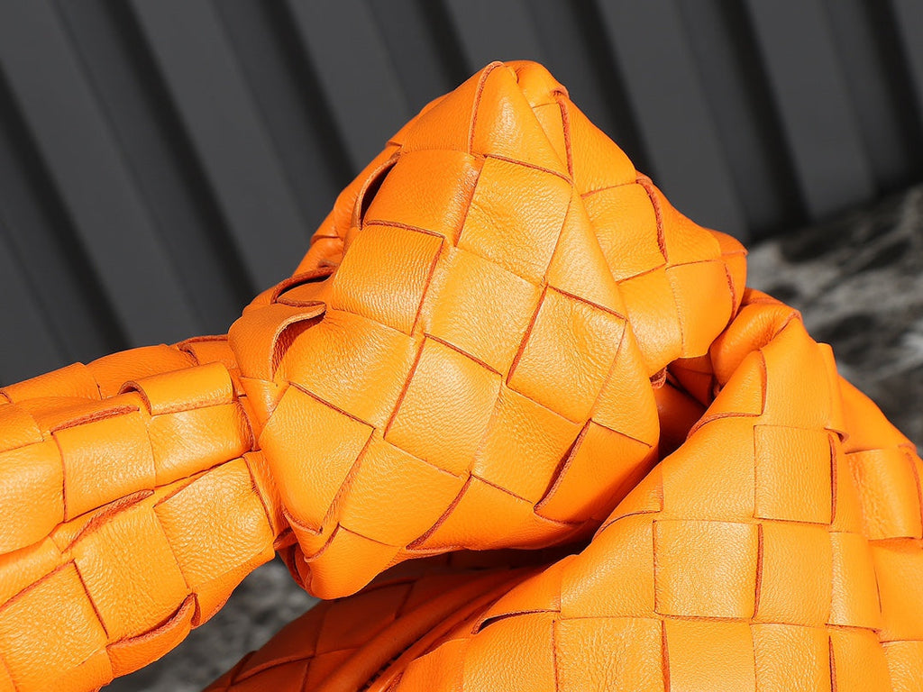 bv teen jodie 36cm orange lambskin