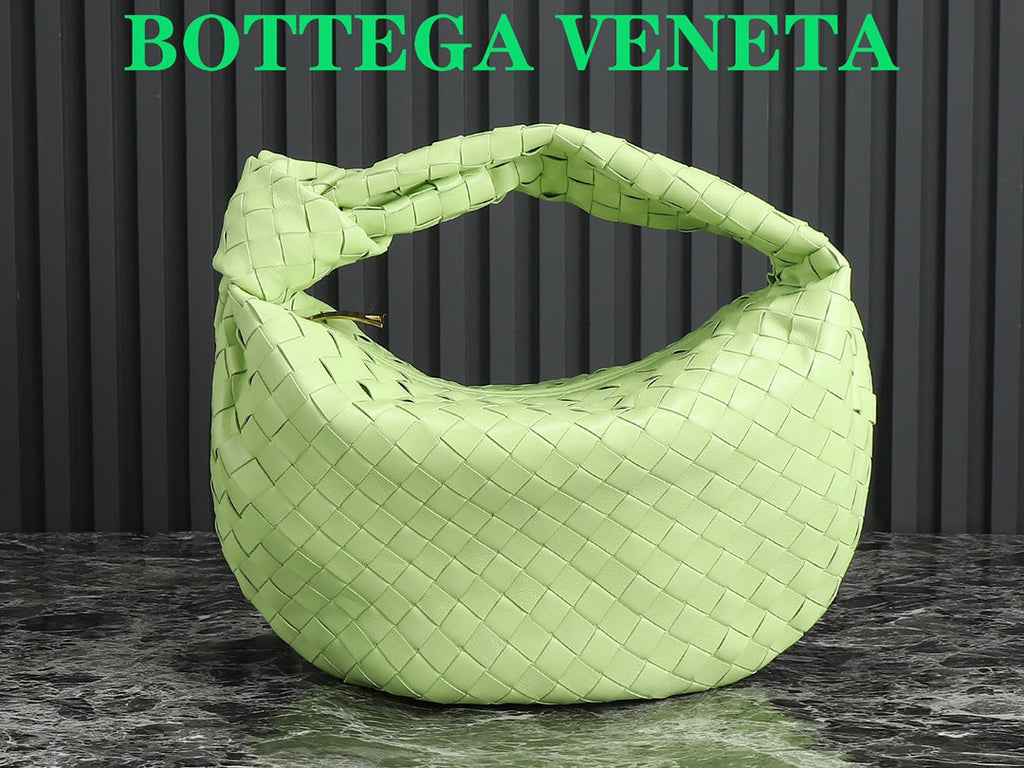 bv teen jodie 36cm light green lambskin