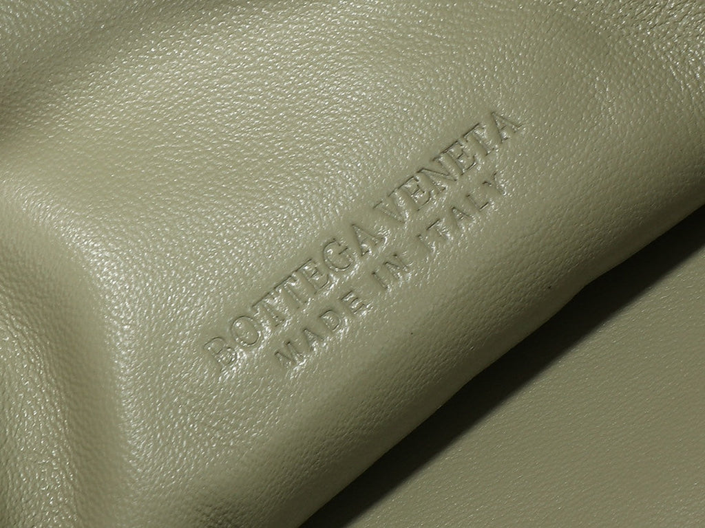 bv teen jodie 36cm khaki lambskin