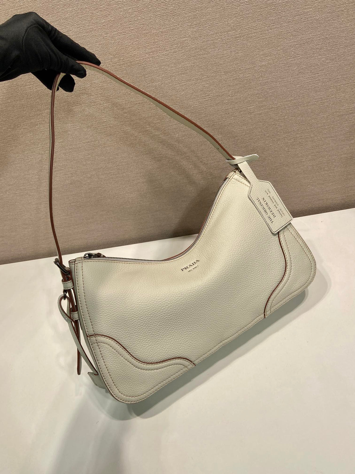 Prada Aimèe Large Shoulder 36cm Bag Khahi Cowhide