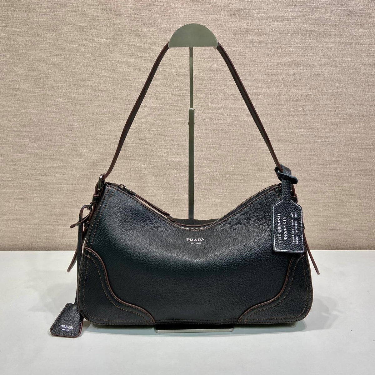 Prada Aimèe Large Shoulder 36cm Bag Black Cowhide