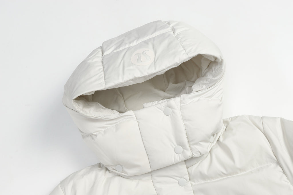 lululemon Women's Wunder Puff Water-Repellent Long Down Parka in White