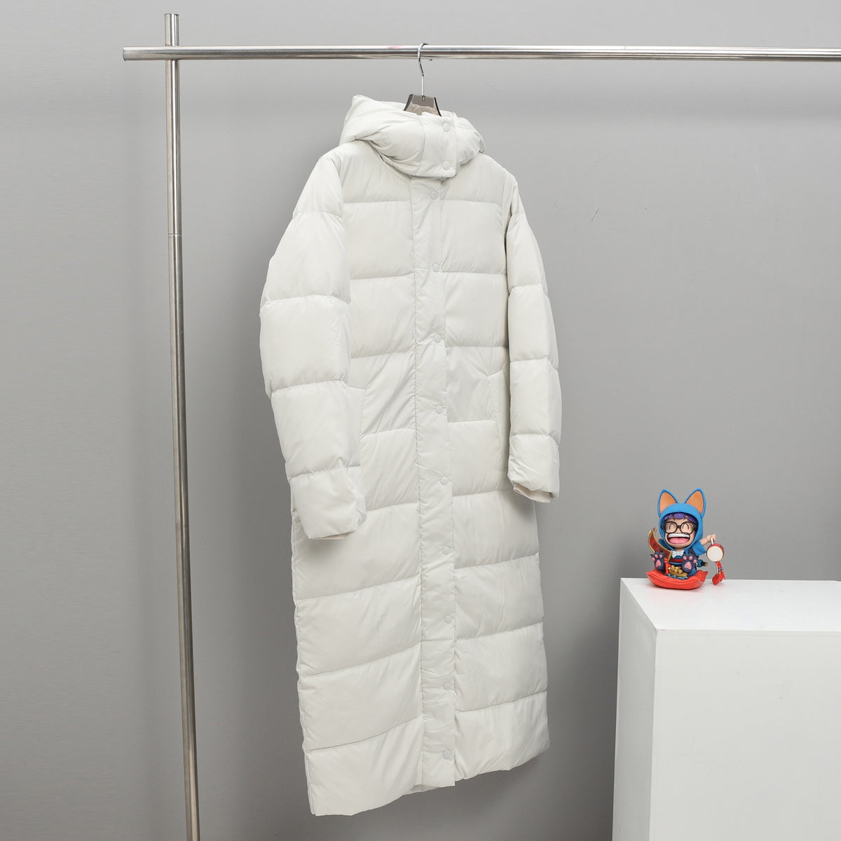 lululemon Women's Wunder Puff Water-Repellent Long Down Parka in White