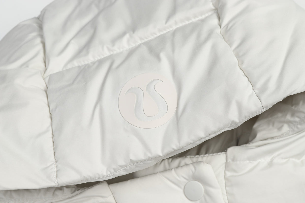 lululemon Women's Wunder Puff Water-Repellent Long Down Parka in White