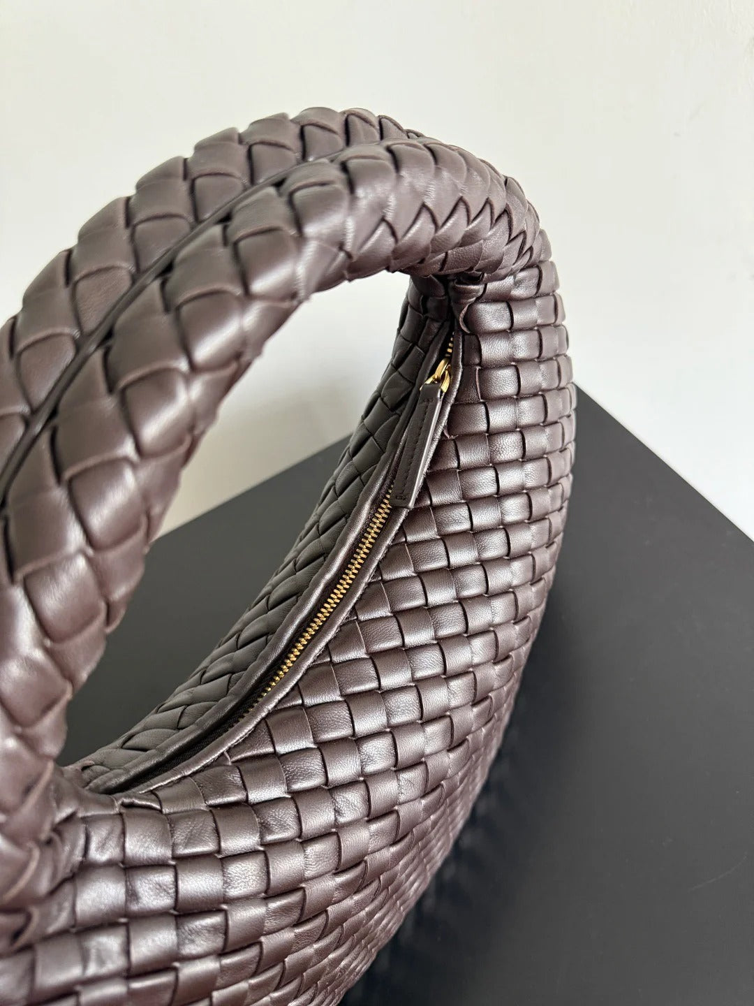 Bottega Veneta Shoulder Bag 35cm Brown Intrecciato Leather