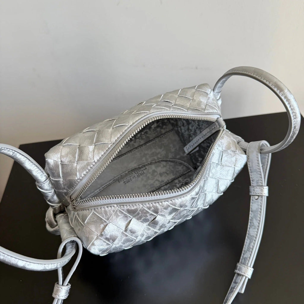 Bottega Veneta 2026 Loop Bag 21cm Silver Intrecciato Woven Leather 137119