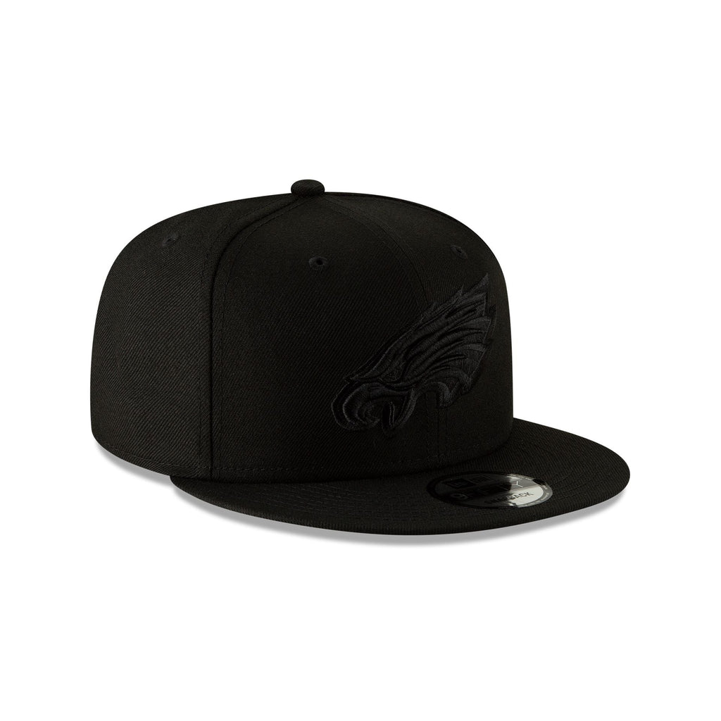 Philadelphia Eagles Basic Black on Black 9FIFTY Snapback Hat
