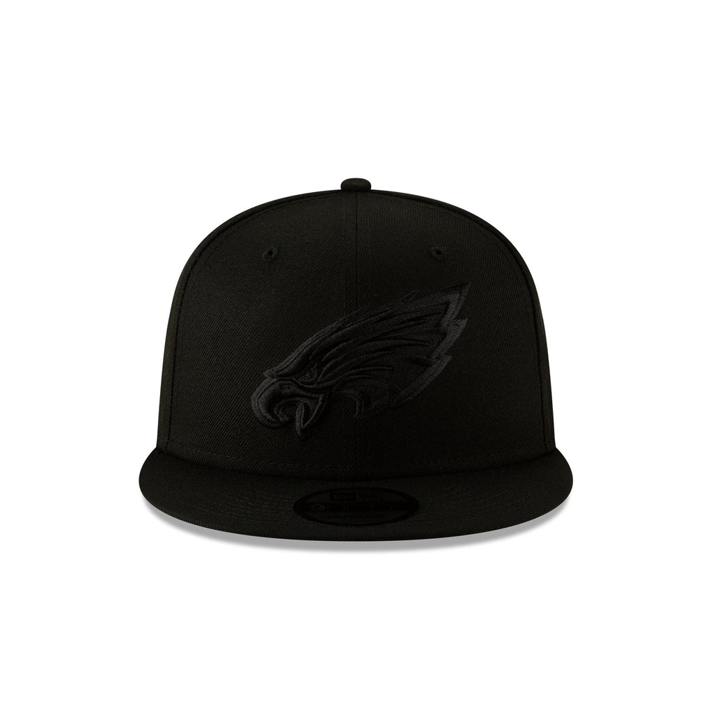Philadelphia Eagles Basic Black on Black 9FIFTY Snapback Hat