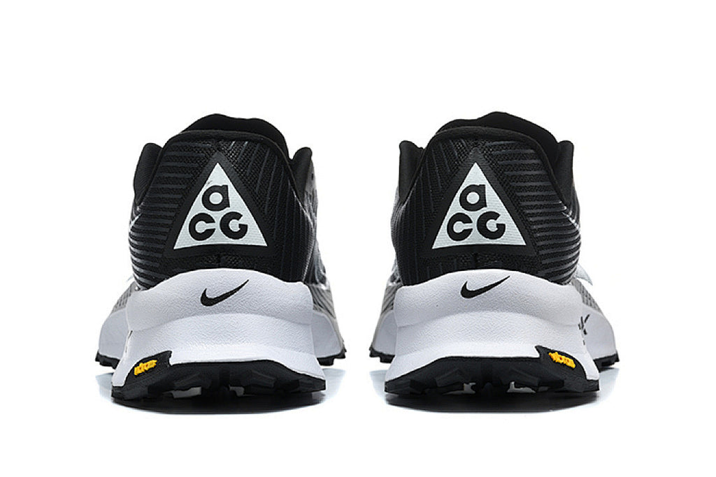 ACG Ultrafly Trail Black/White