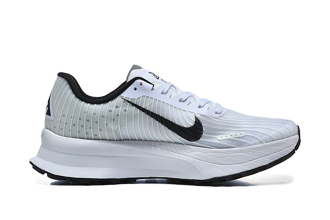 ACG Ultrafly Trail White/Black