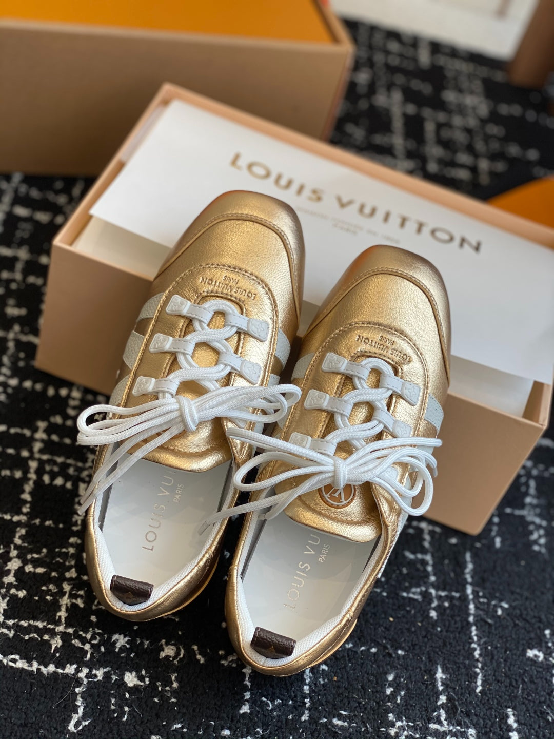 Louis Vuitton Recif Sneaker (Metallic Gold/White)
