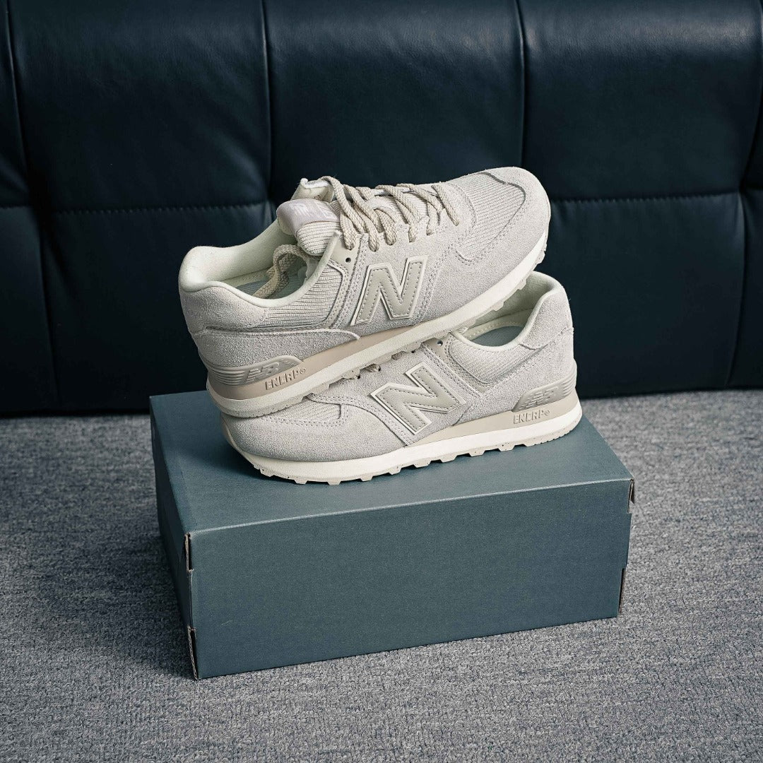 New Balance 574 "Grey / Off-White
