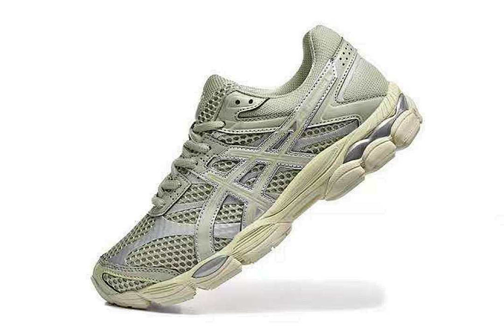 ASICS Gel-Cumulus 16 Dried Leaf Green