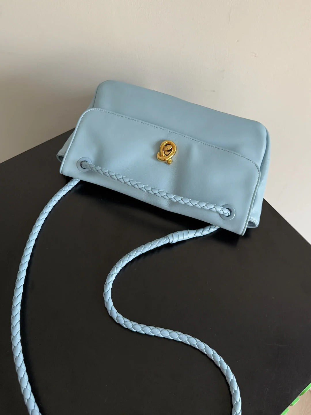 Bottega Veneta 2026 Madison Bag Blue Lambskin 129928
