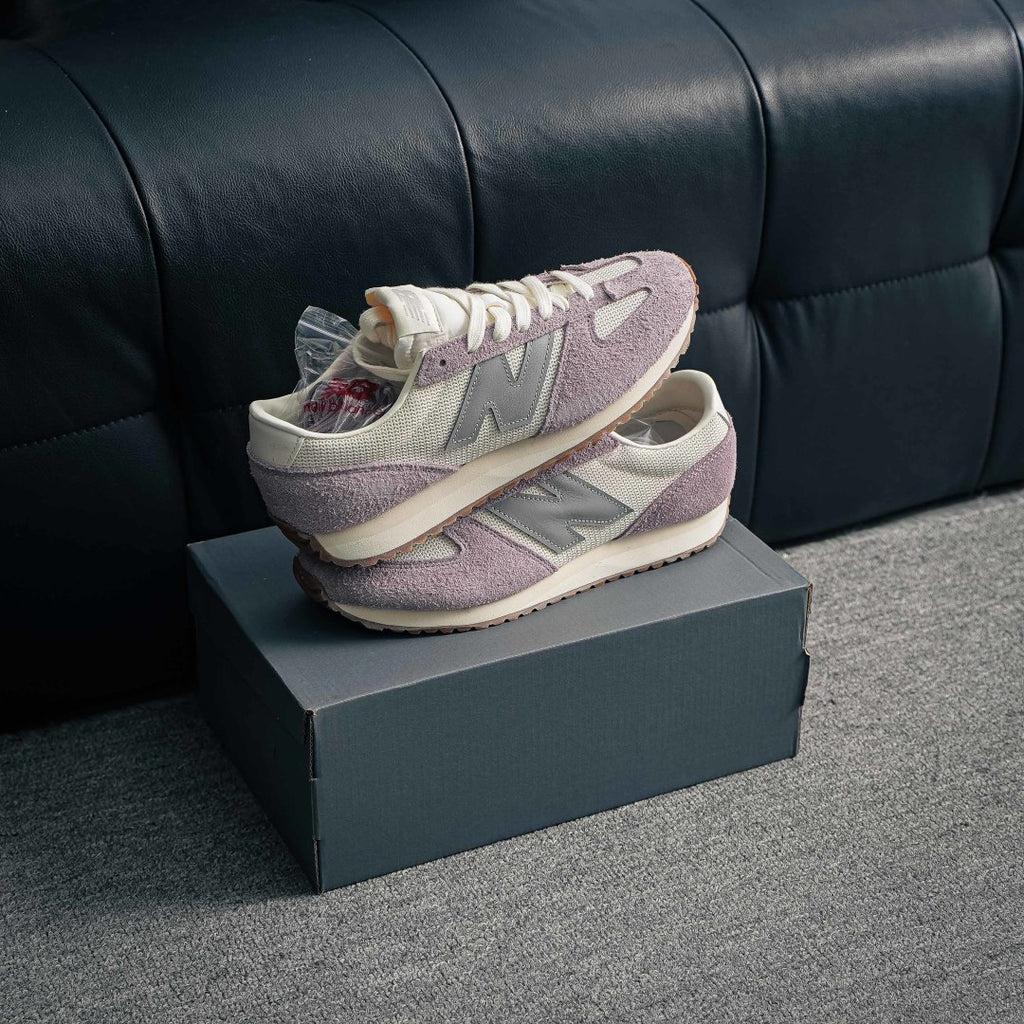 New Balance 471 "Linen / Ice Wine / Rain Cloud"