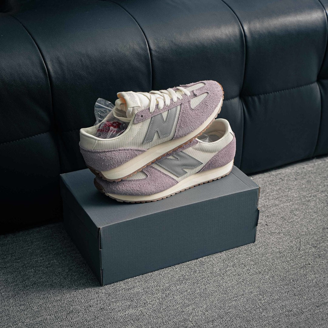 New Balance 471 "Linen / Ice Wine / Rain Cloud"