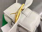 MINI CASSETTE 12 IN WHITE LAMBSKIN