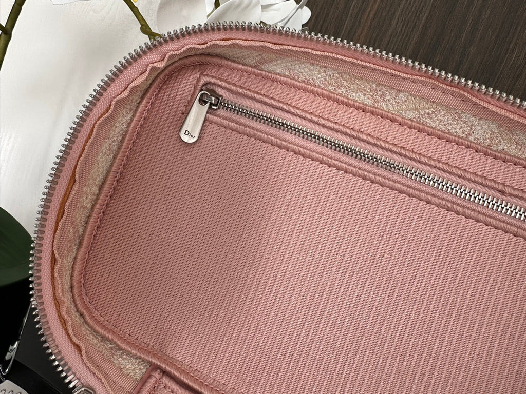 diortravel vanity 25 pink embroidery