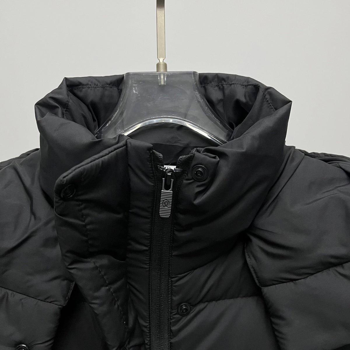 lululemon Women's Wunder Puff Water-Repellent Cropped Down Vest in Black