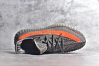 Yeezy 350 v2 01