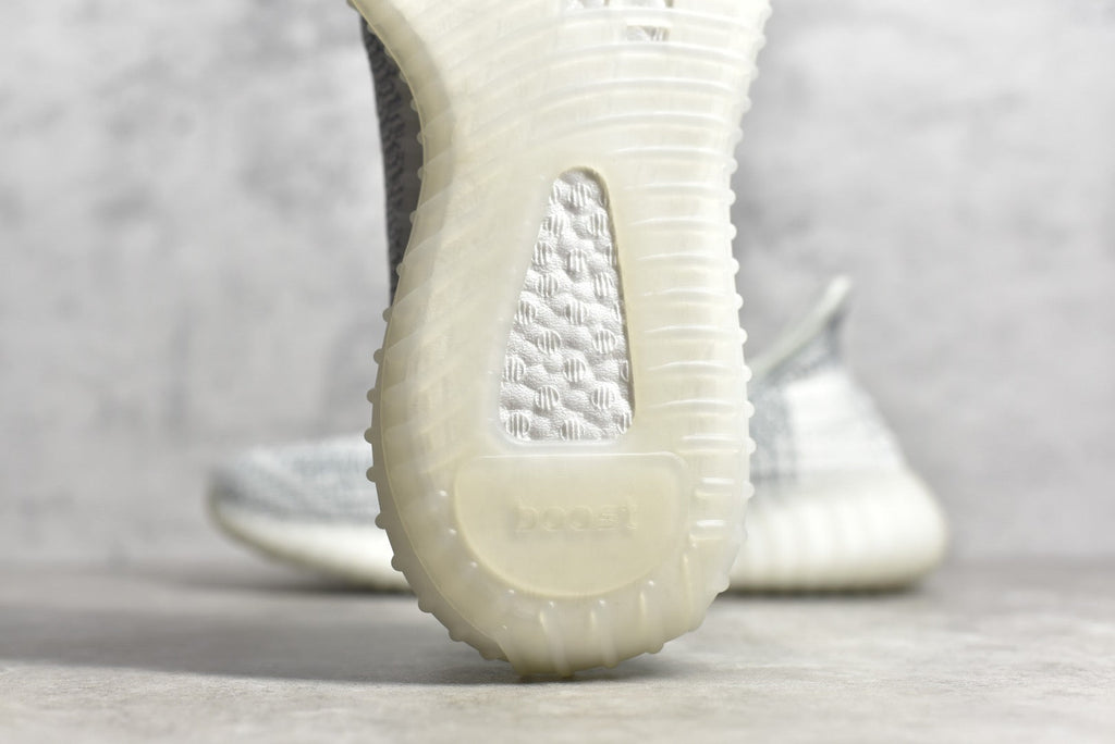 Yeezy 350 v2 20