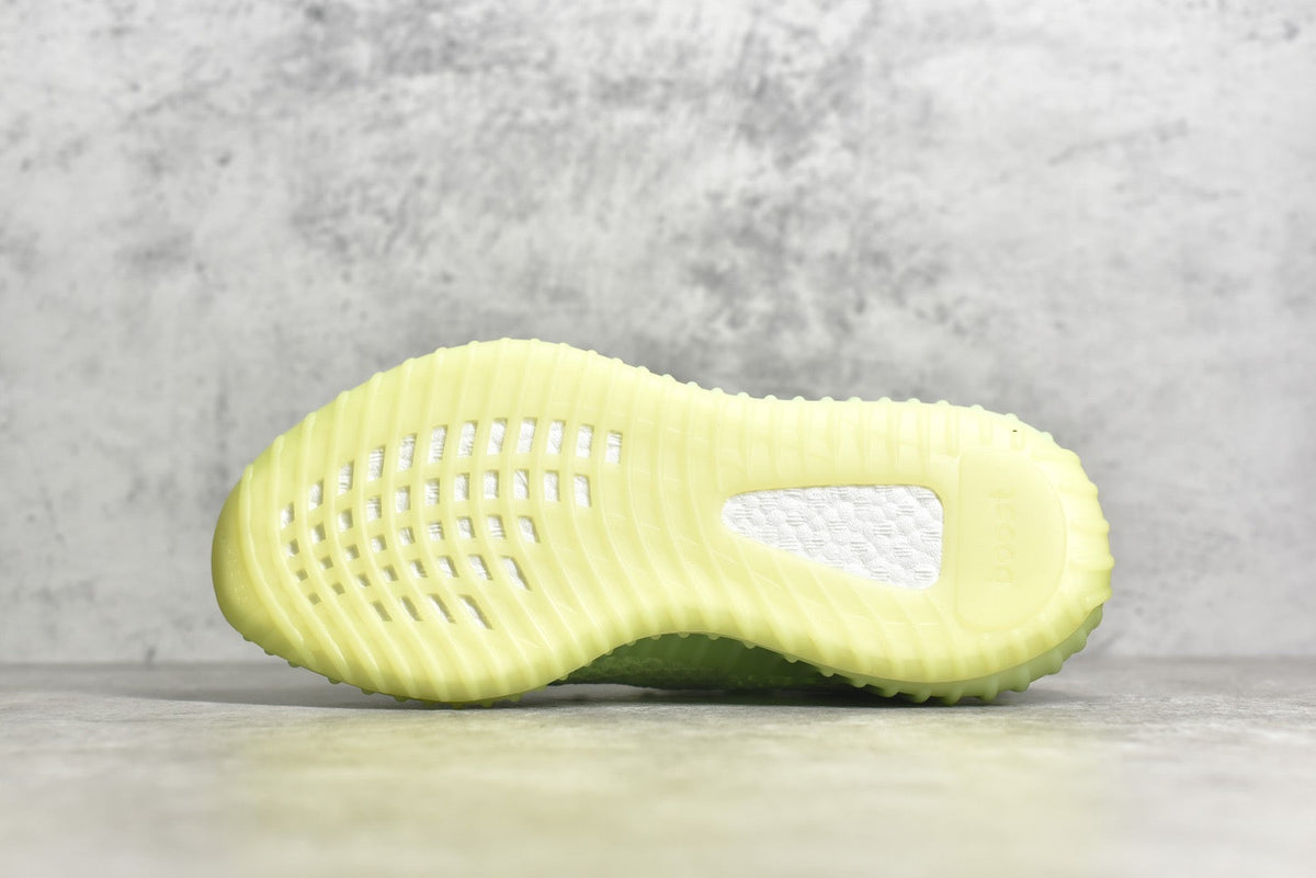 Yeezy 350 v2 18